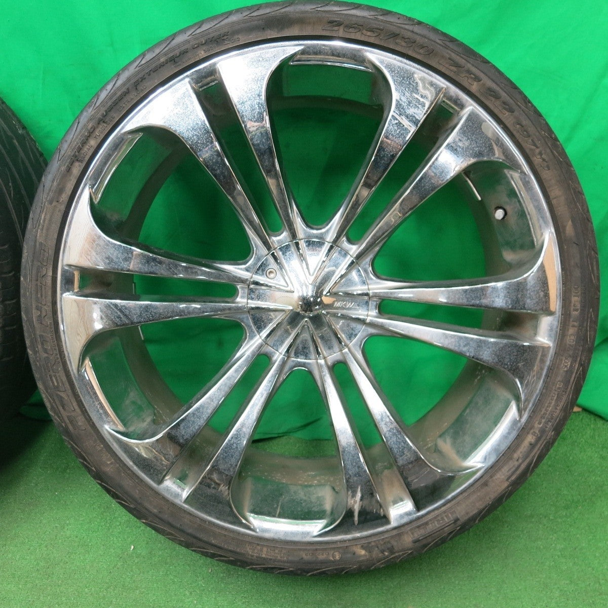 *送料無料* 4本価格★MKW MK-12 265/30R22 ピレリ PZERO NERO Pゼロネロ 22インチ PCD114.3 120/5H マルチ★4051102ナノ