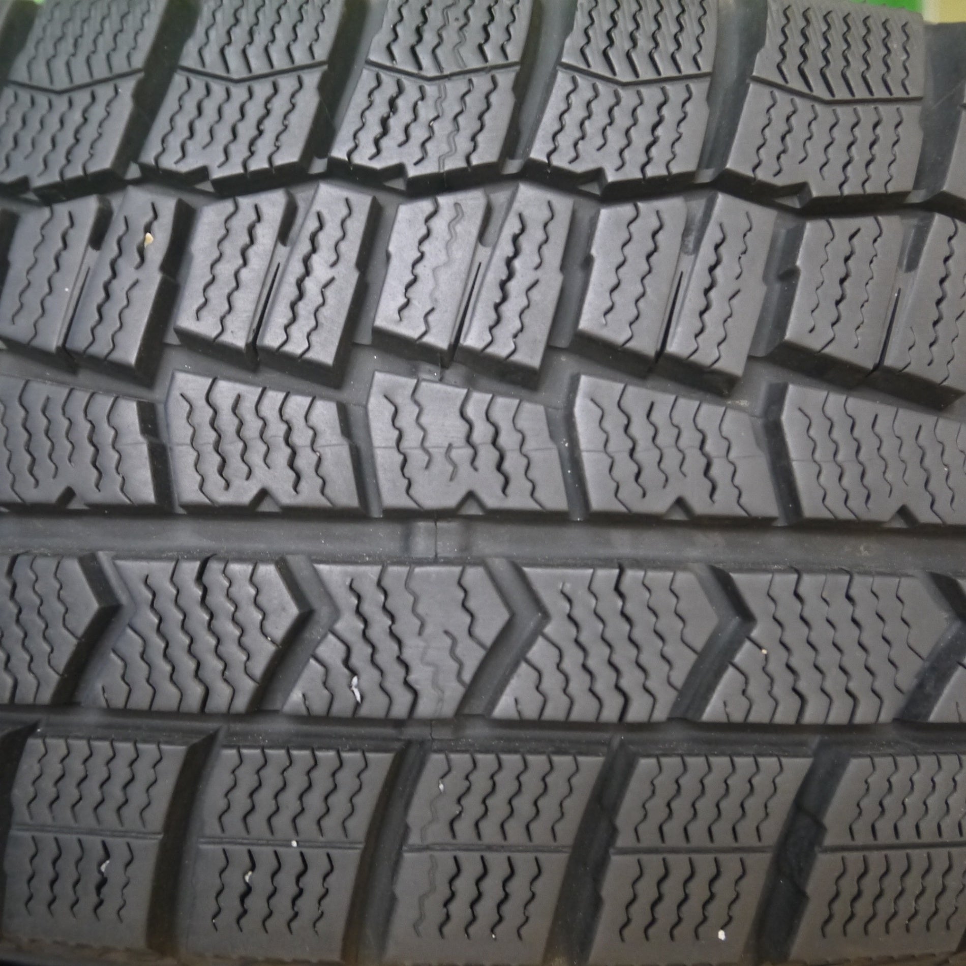 [送料無料] バリ溝！キレイ！9.5分★スタッドレス 195/60R17 ダンロップ ウインターマックス WM02 Lofida XH5 ロフィーダ  17インチ PCD100/4H★4102502Hス