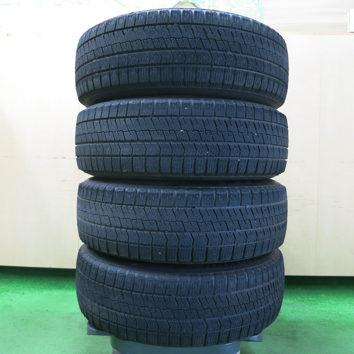 *送料無料* キレイ！22年★スタッドレス 185/65R15 ブリヂストン ブリザック VRX2 EuroSpeed MANARAY SPORT 15インチ PCD100/5H★4042708イス