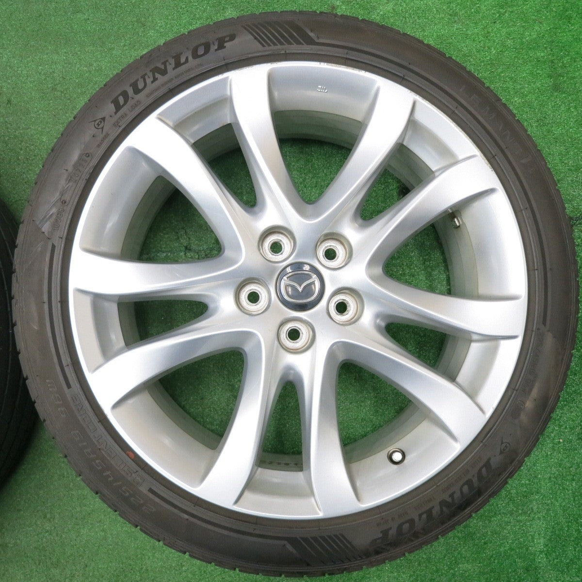 *送料無料* タイヤほぼ未使用！23年★マツダ アテンザ 純正 225/45R19 ダンロップ LE MANS V+ 19インチ PCD114.3/5H★4042001NJノ