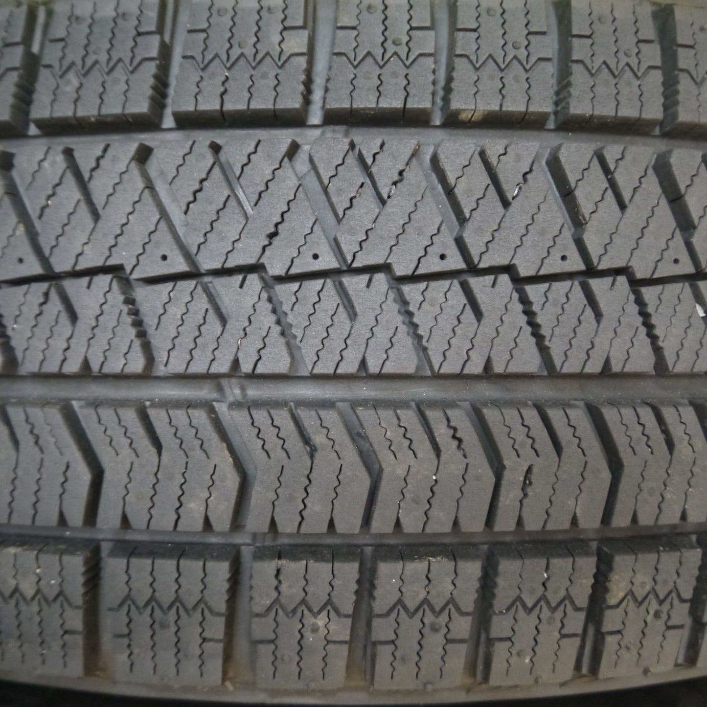 *送料無料* バリ溝！20年！綺麗！9.5分★スタッドレス 195/65R16 ブリザック VRX2 JOKER ジョーカー 16インチ PCD100/4H★4062107Hス