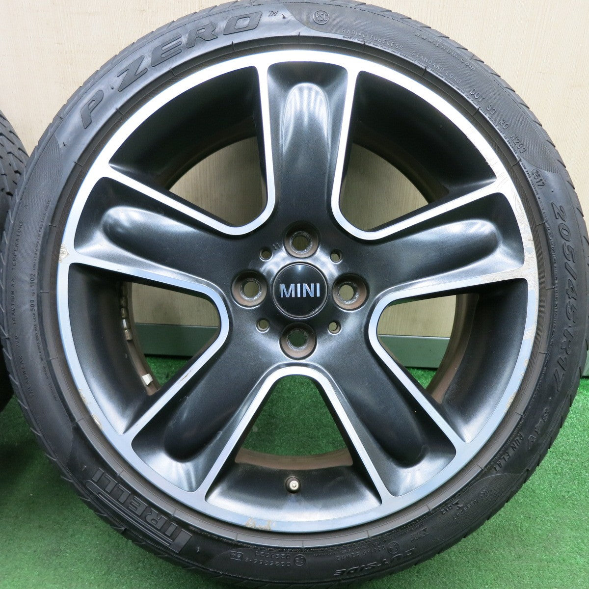 *送料無料* 4本価格★MINI ミニ クーパー クラブマン 純正 205/45R17 ピレリ PZERO 17インチ PCD100/4H★4052602HAノ