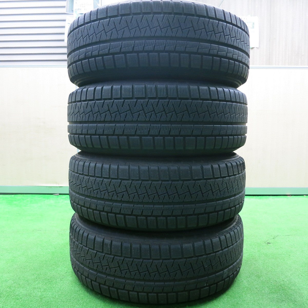 [送料無料] キレイ★ベンツ X253 GLCクラス 純正 235/60R18 スタッドレス ピレリ アイスアシンメトリコ 18インチ PCD112/5H★4111606HAス