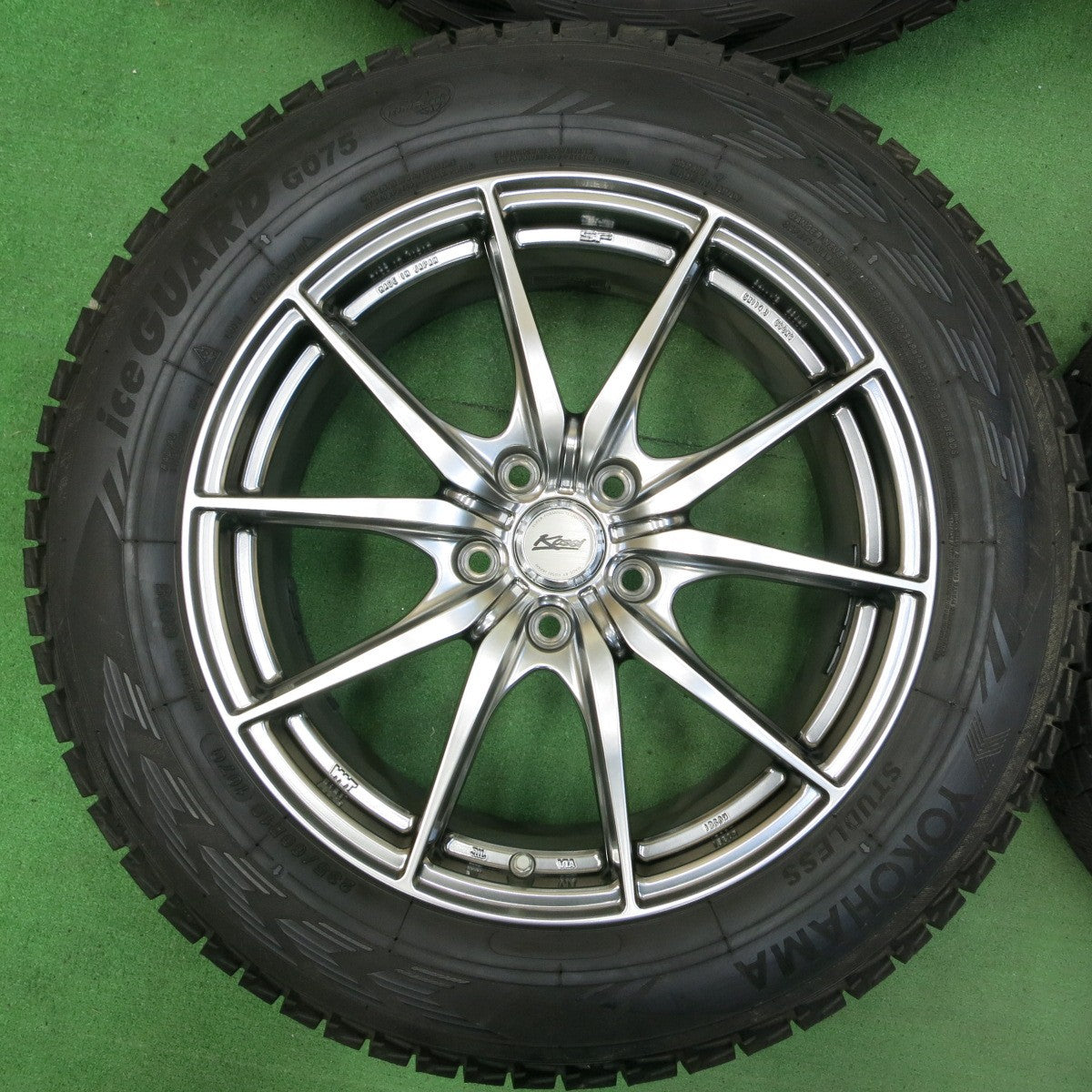 *送料無料* バリ溝！22年！キレイ！9.5分★スタッドレス 235/60R18 ヨコハマ アイスガード G075 Kosei 光生 18インチ PCD114.3/5H★4082902SYス