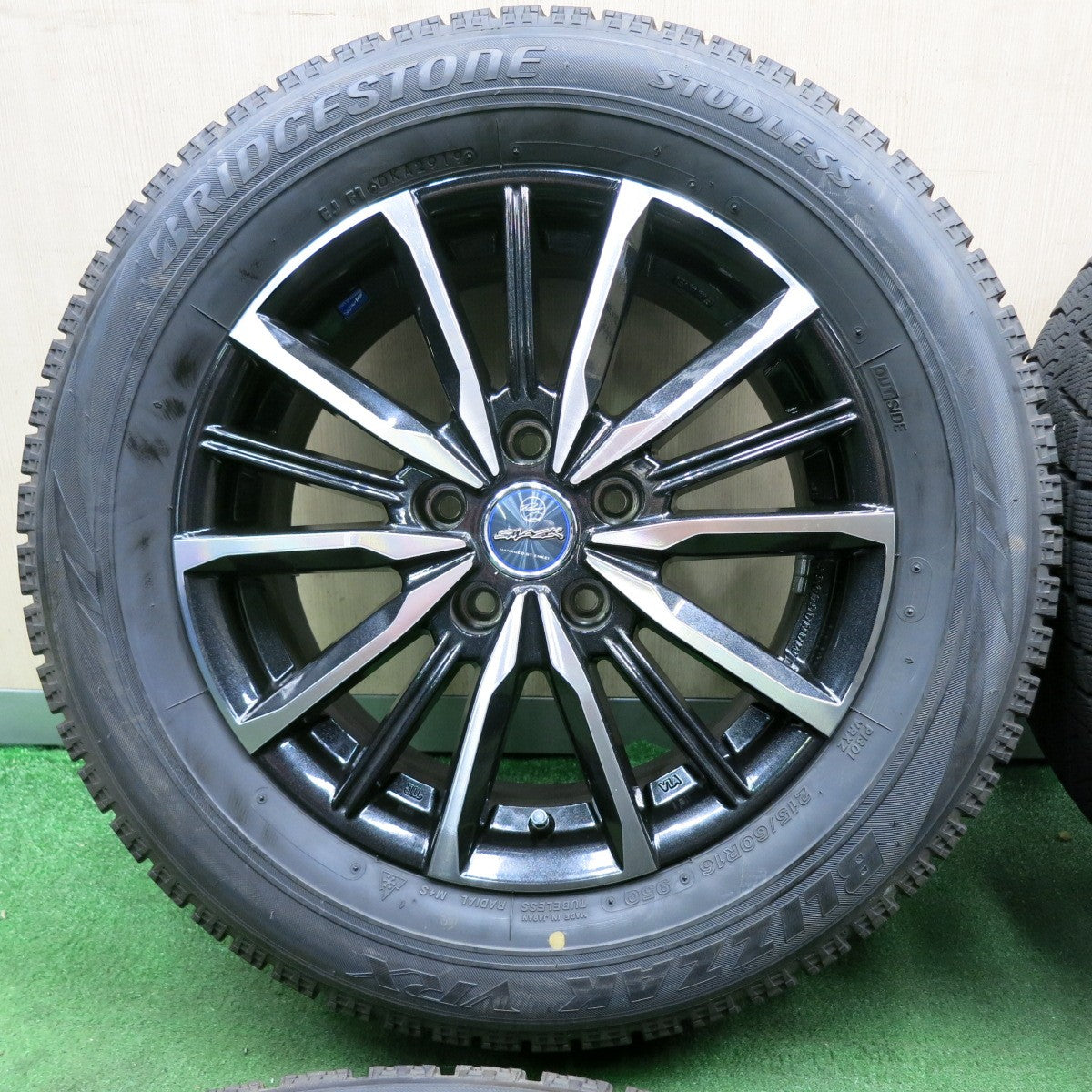 *送料無料* バリ溝！キレイ！9.5分★スタッドレス 215/60R16 ブリヂストン ブリザック VRX SMACK ENKEI スマック エンケイ 16インチ PCD114.3/5H★4062502NJス