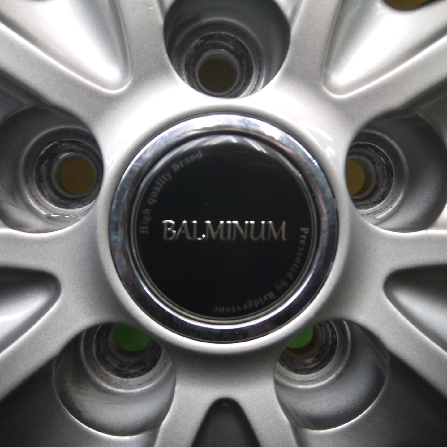 *送料無料* バリ溝！20年！キレイ！8.5分★スタッドレス 185/60R15 ブリヂストン アイスパートナー2 BALMINUM バルミナ 15インチ PCD100/5H★4031809Hス