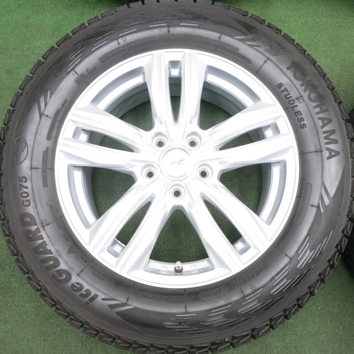 *送料無料* バリ溝！21年！キレイ！ほぼ10分★スタッドレス 235/65R17 ヨコハマ アイスガード G075 JOKER ジョーカー 17インチ PCD114.3/5H★4052601HAス