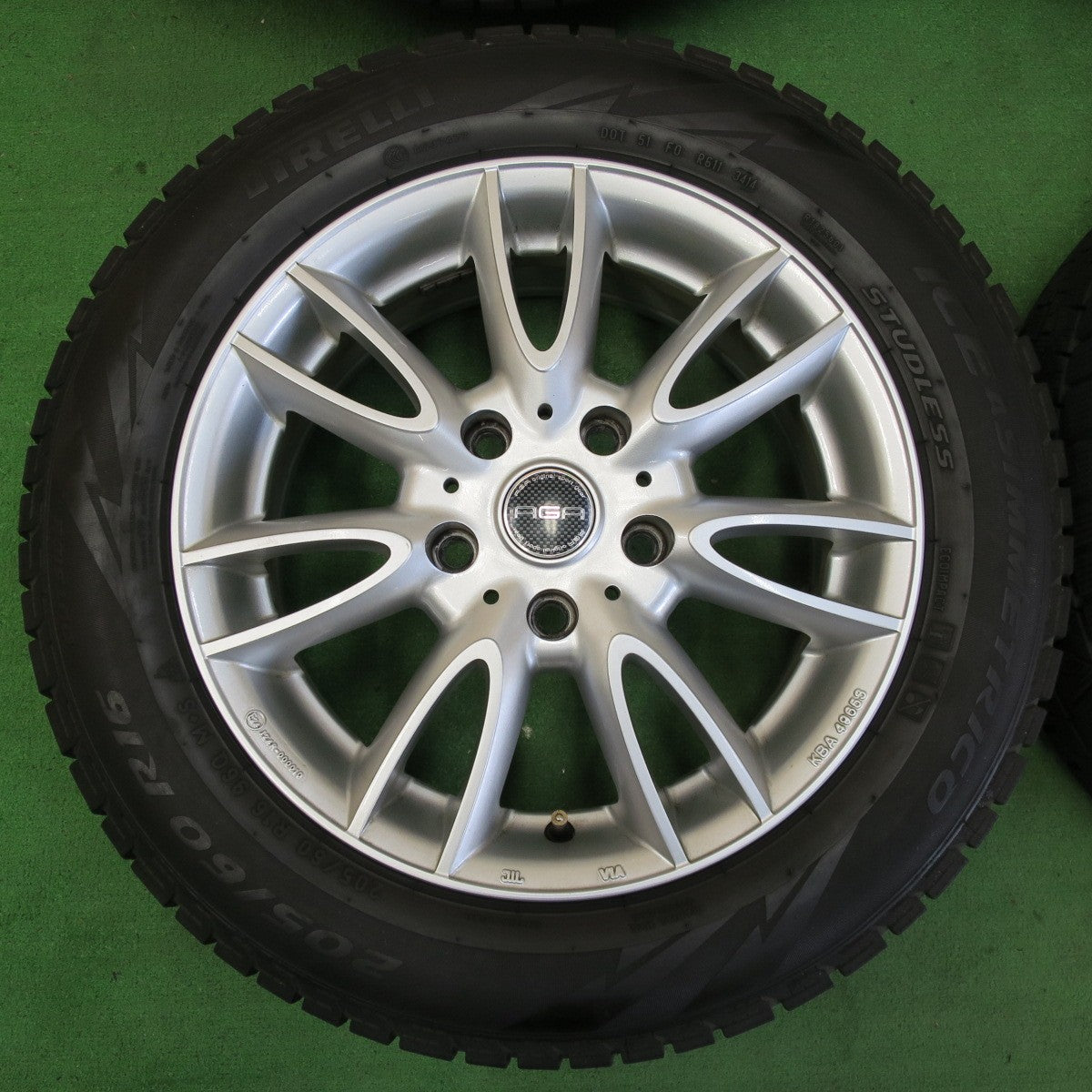 *送料無料* キレイ★MINI ミニ 等 MAK LUFT KBA49653 AGA 205/60R16 スタッドレス ピレリ アイスアシンメトリコ PCD120/5H★4060703イス