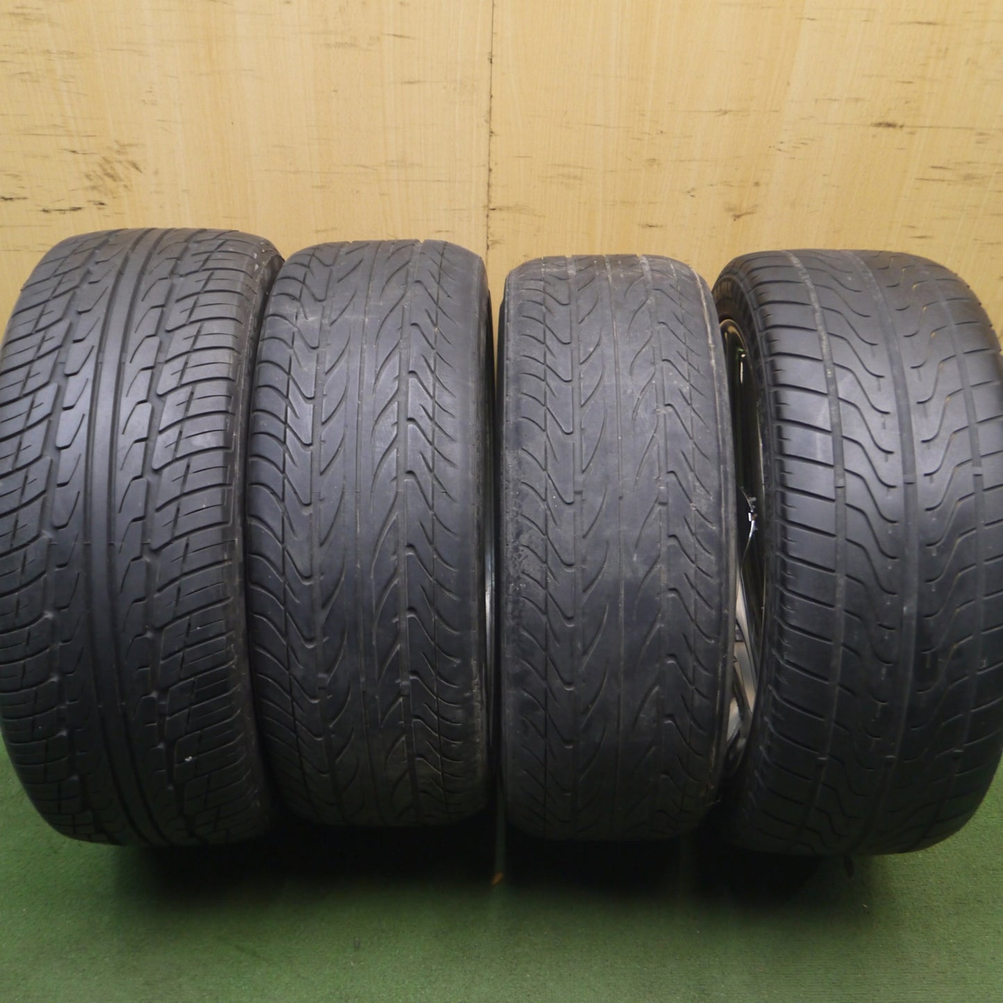 *送料無料* バリ溝！8.5分★American Racing 205/45R17 215/45R17 ダンロップ トーヨー アメリカンレーシング 17インチ PCD114.3/4H 5H マルチ★4052208Hノ