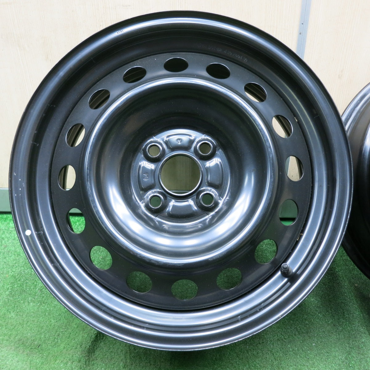 *送料無料* 新車外し★トヨタ ライズ 純正 スチール ホイール 16インチ 16×6J PCD100/4H★4062806NJホ