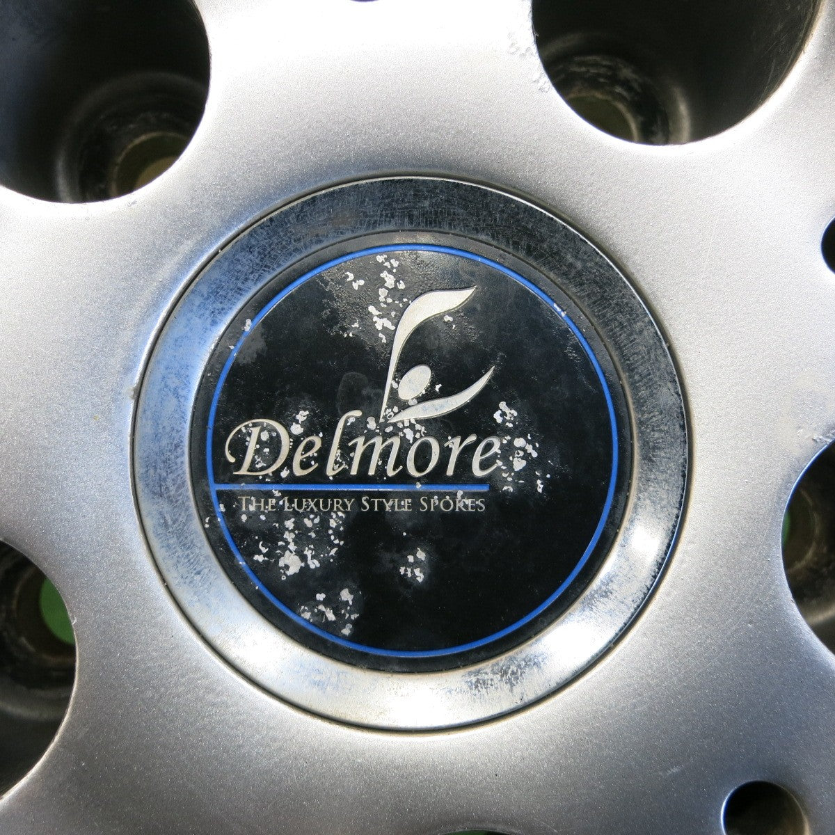 *送料無料* センサー付！バリ溝！9分★レジェンド等 Delmore 245/40R19 スタッドレス ダンロップ ウインターマックス WM02 デルモア PCD120/5H★4051405イス