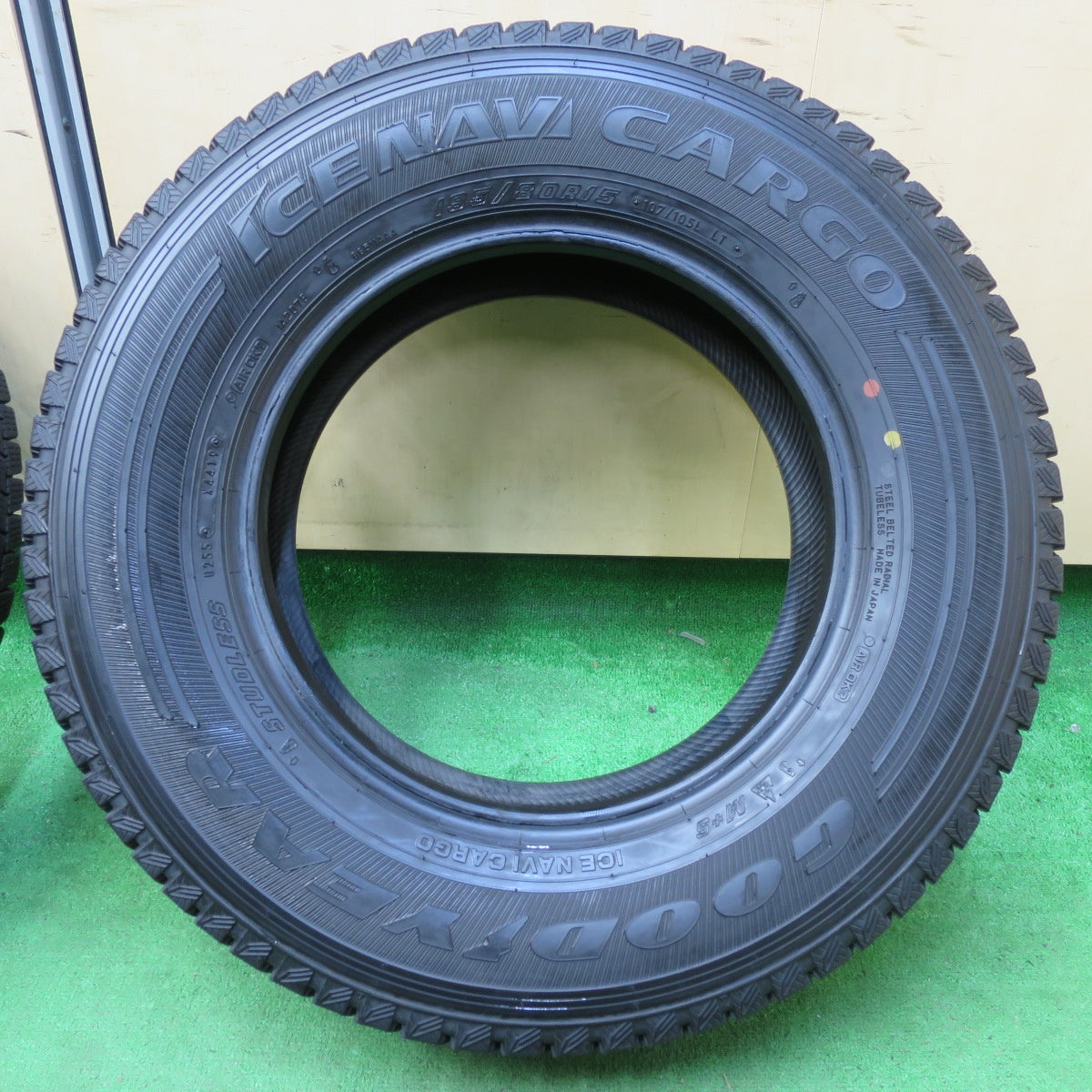 *送料無料* 4本価格★スタッドレス 195/80R15 グッドイヤー アイスナビ カーゴ CARGO 15インチ タイヤ ハイエース キャラバン  等★4071606イスタ