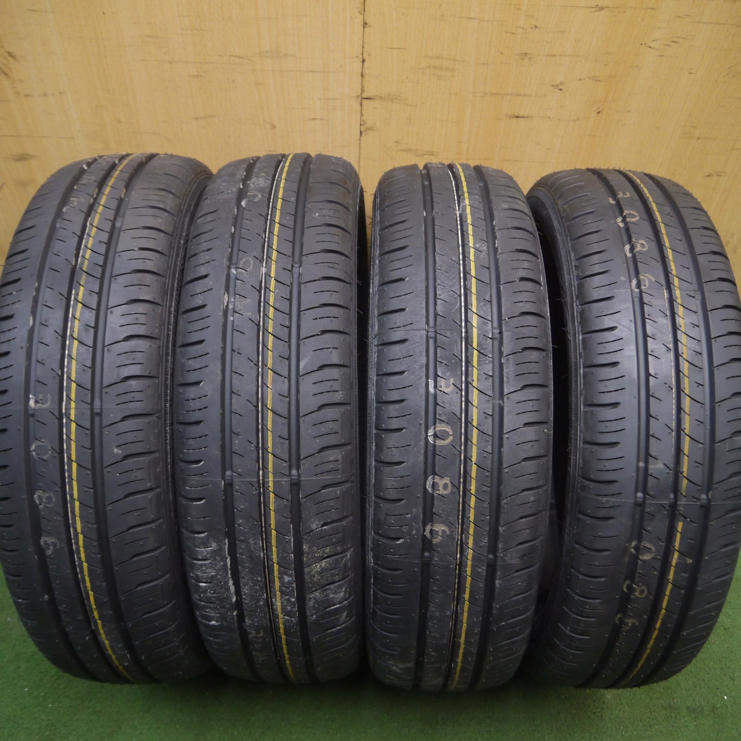 *送料無料* 新車外し★165/60R15 ダンロップ エナセーブ EC300+ タイヤ 15インチ ハスラー デリカ ソリオ 等★4032911Hノタ