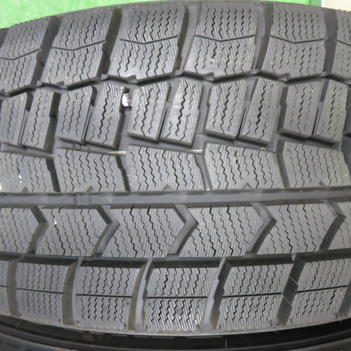 [送料無料] 超バリ溝！21年！キレイ！9.5分以上★Lehrmeister 215/55R17 スタッドレス ダンロップ ウインターマックス WM02 17インチ レアマイスター PCD114.3/5H★4120603TNス