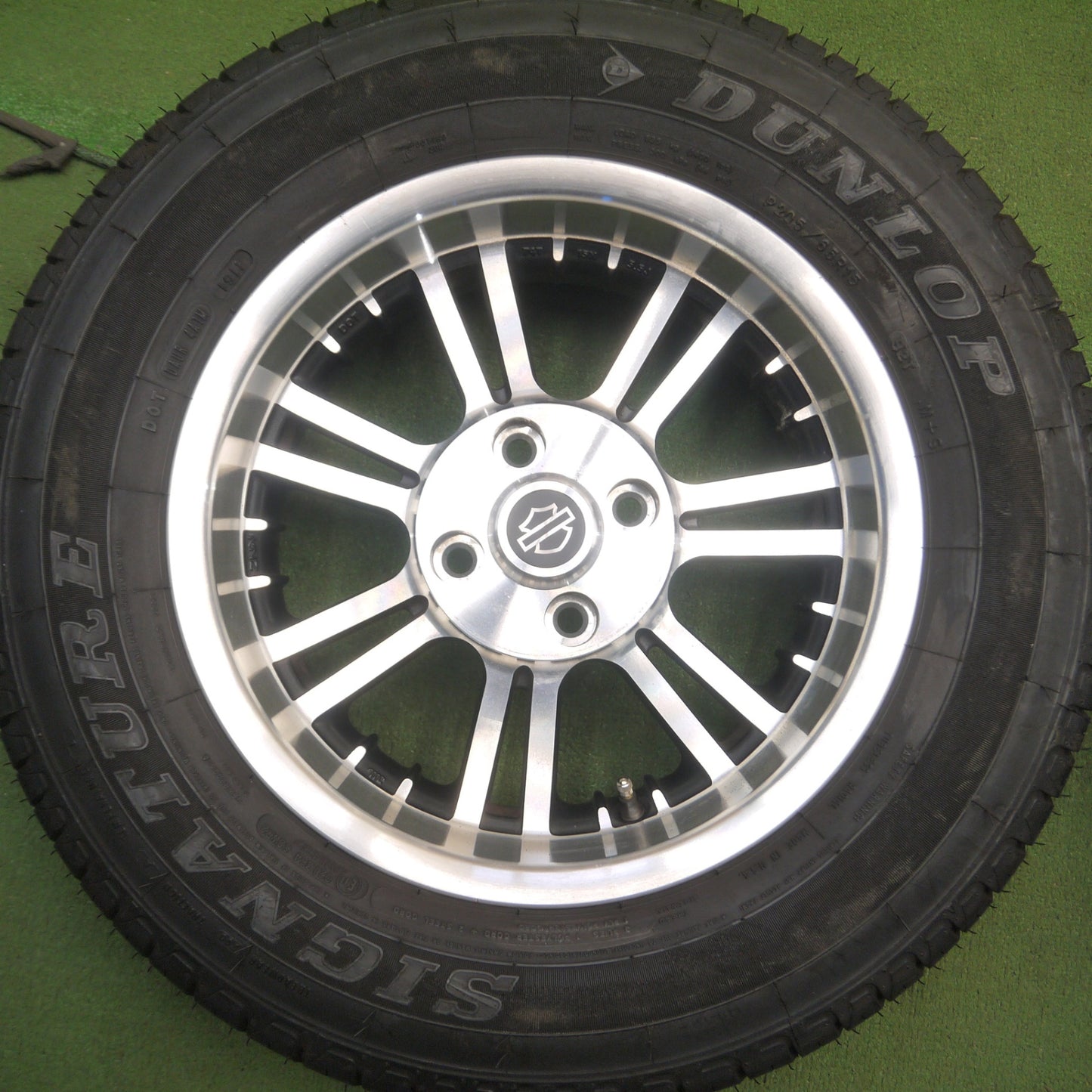 *送料無料* バリ溝！9分★ハーレーダビッドソン トライク 純正 MT90B16 205/65R15 ダンロップ D402F SIGNATURE PCD108/4H★4031314Hノ