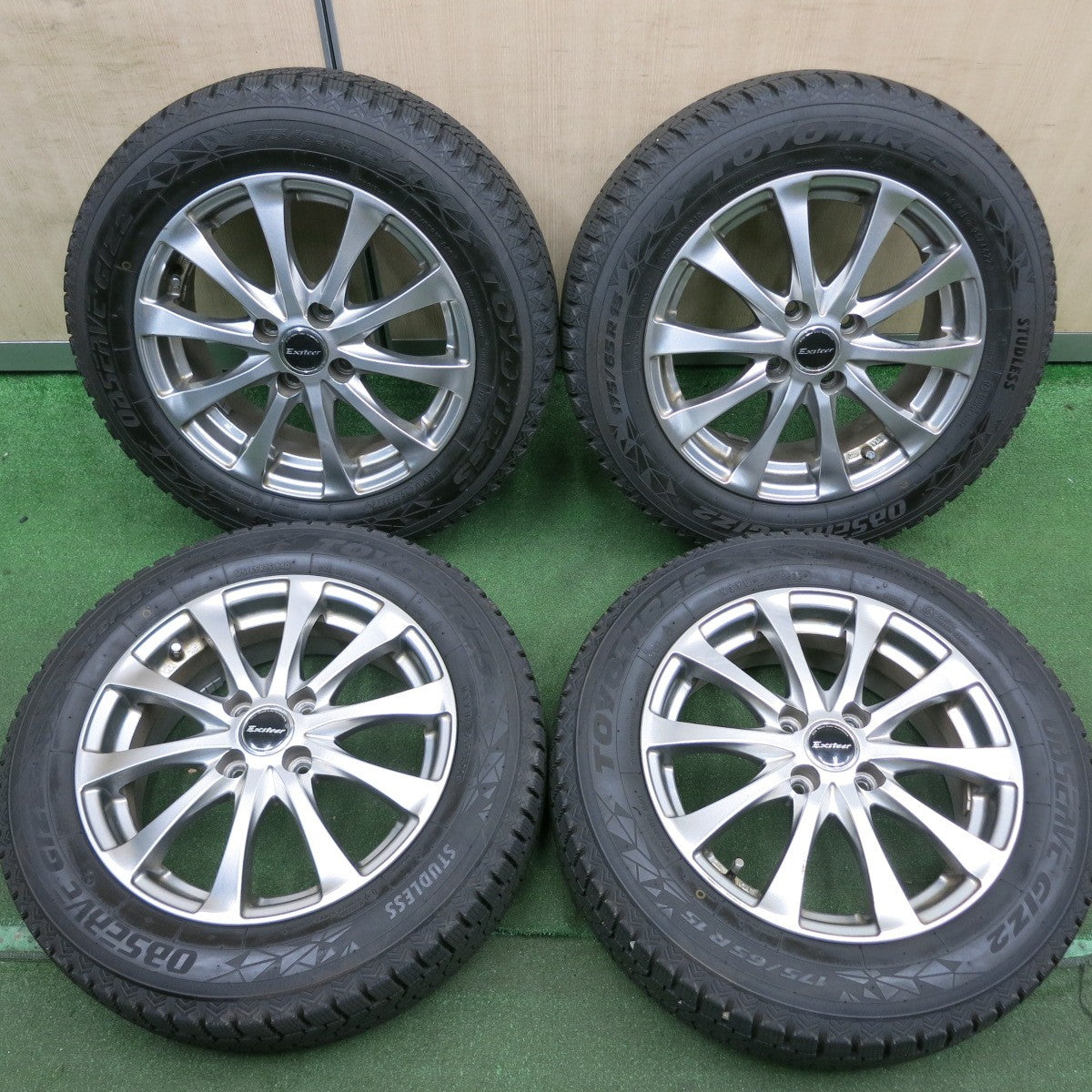 *送料無料* バリ溝！22年！ほぼ10分★スタッドレス 175/65R15 トーヨー オブザーブ GIZ2 Exsteer エクスター 15インチ PCD100/4H★4070203HAス