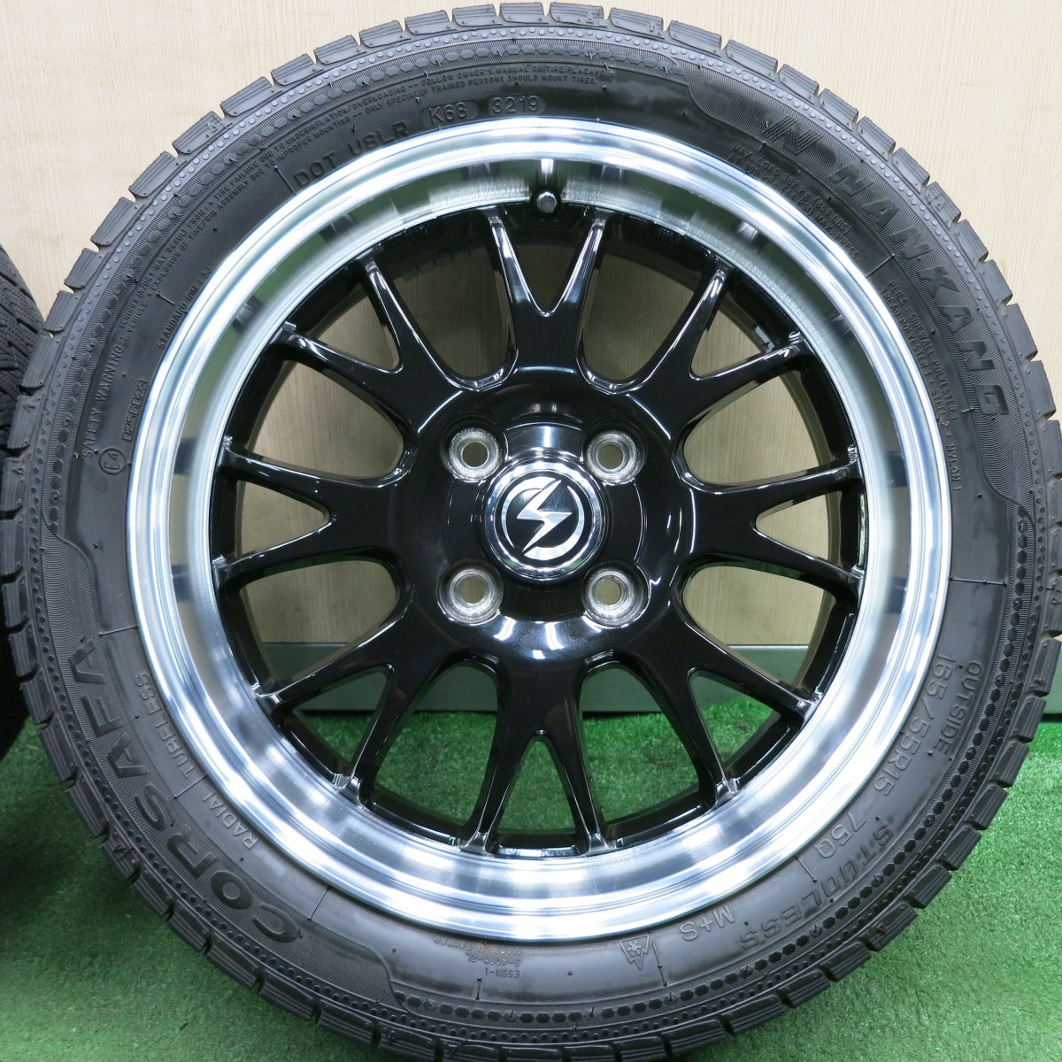 *送料無料* バリ溝！キレイ！9分★軽サイズ スタッドレス BADX S-HOLD 165/55R15 ナンカン CORSAFA 15インチ  PCD100/4H★4052706HAス