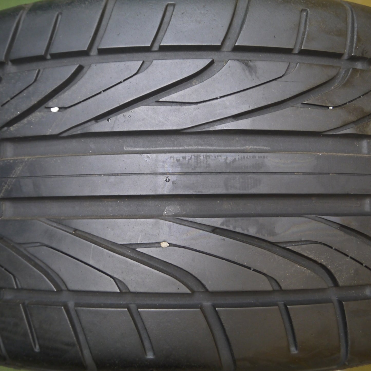 *送料無料* バリ溝！8.5分★245/40R18 ダンロップ ディレッツァ DZ101 タイヤ 18インチ レクサス ベンツ BMW 等★4073104Hノタ