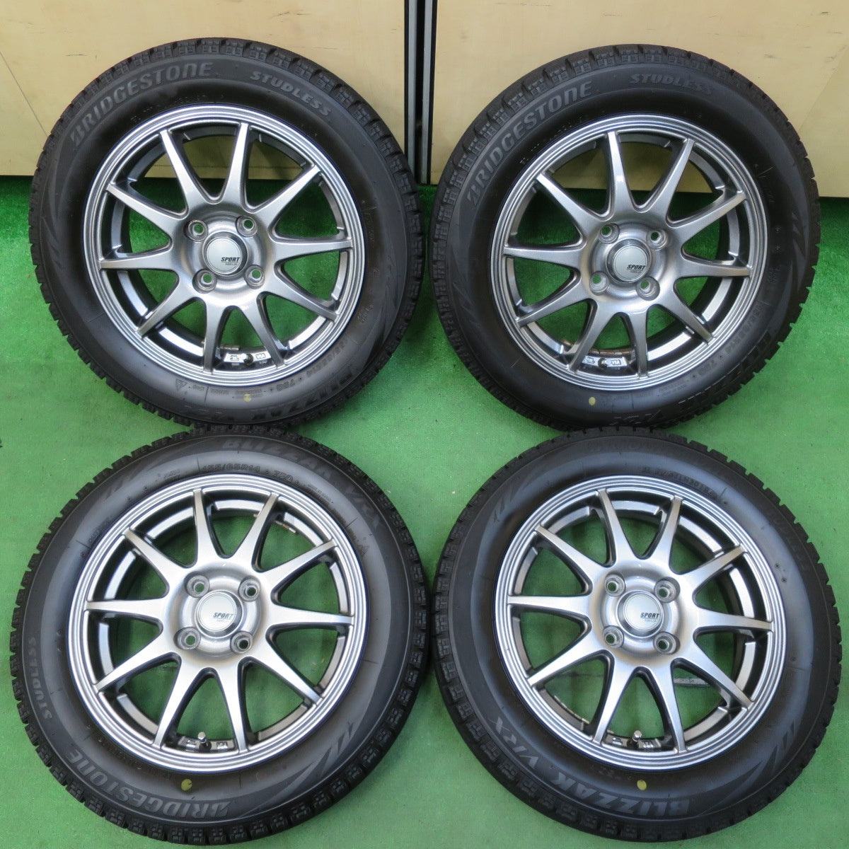 *送料無料* バリ溝！キレイ！8.5分★スタッドレス 155/65R14 ブリヂストン ブリザック VRX SPORT ABELIA スポルト アベリア PCD100/4H★4090101イス