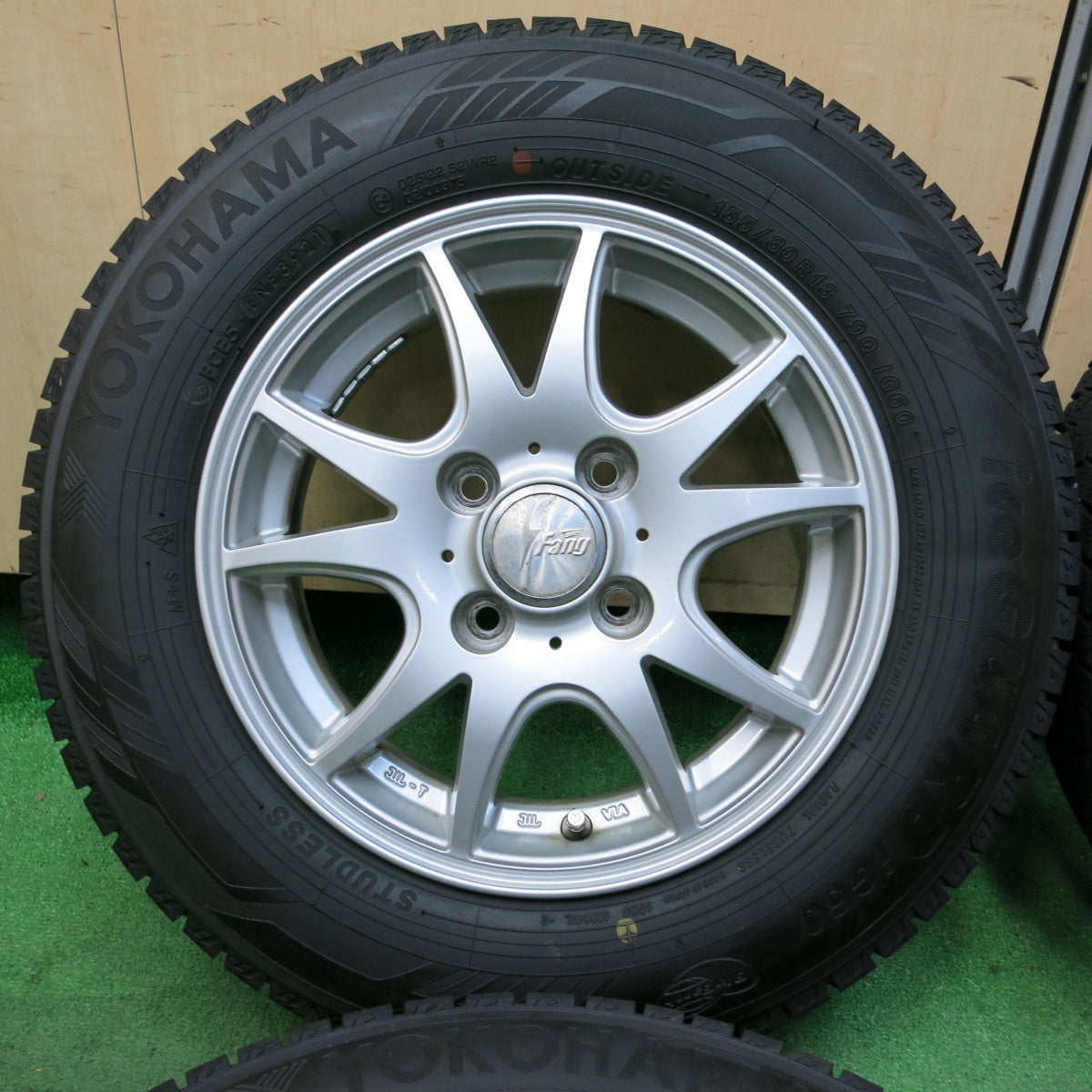 *送料無料* バリ溝！21年！キレイ！9分★スタッドレス 155/80R13 ヨコハマ アイスガード iG60 Fang ファング 13インチ  PCD100/4H★4082901SYス