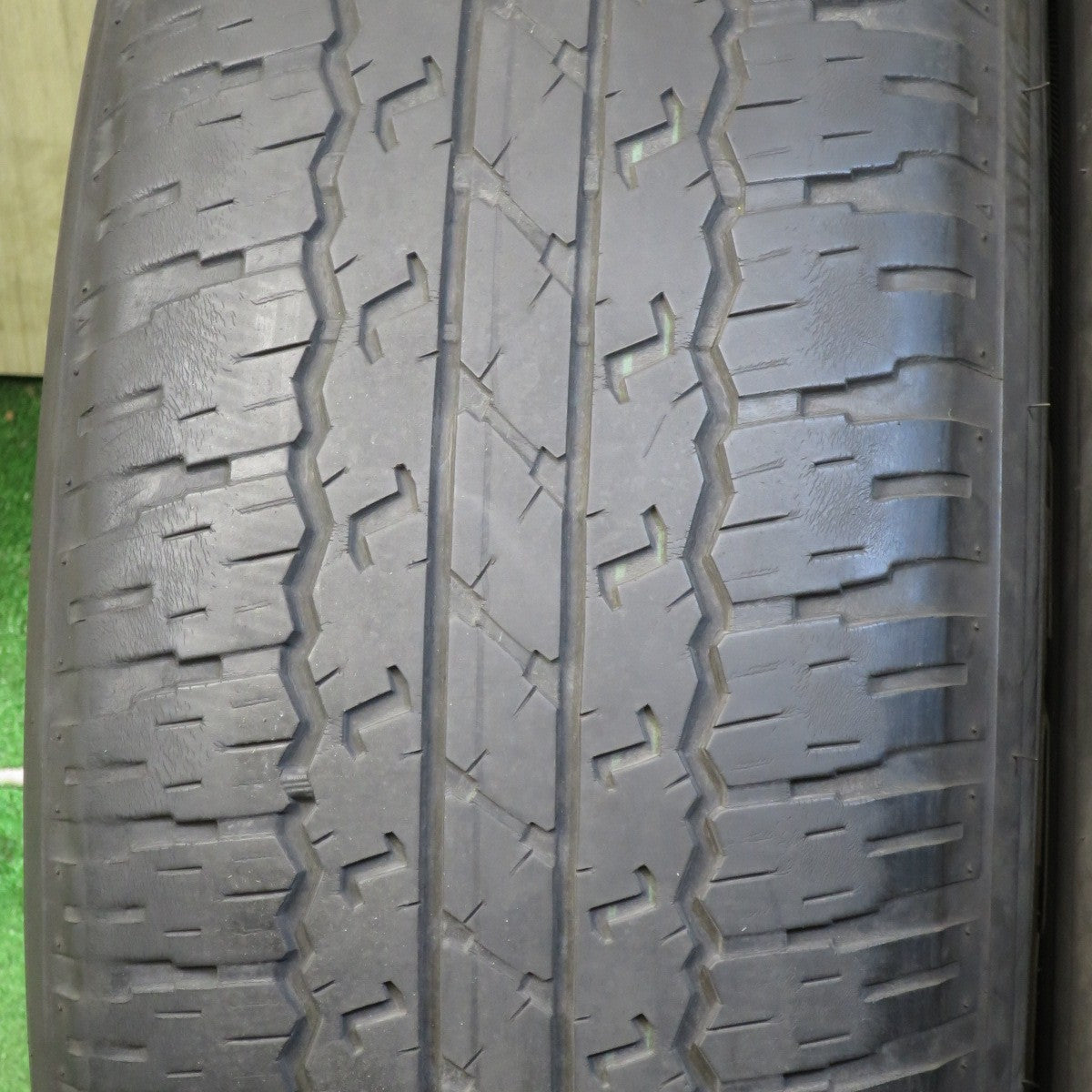 *送料無料* キレイ★トヨタ 125系 ハイラックス 純正 265/65R17 ブリヂストン デューラー A/T 693Ⅲ PCD139.7/6H★4031901クノ