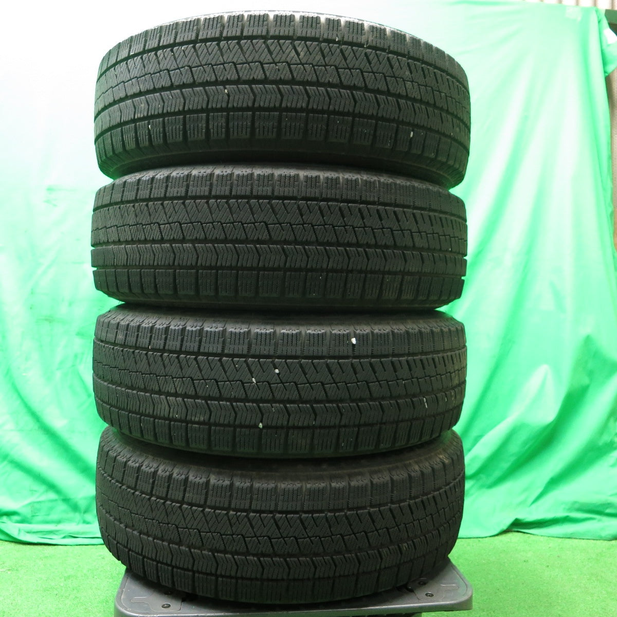 送料無料* キレイ☆スタッドレス 175/65R14 ブリヂストン ブリザック VRX2 SCHNEIDER MiD シュナイダー 14イ |  名古屋/岐阜の中古カー用品・工具の買取/販売ならガレージゲット