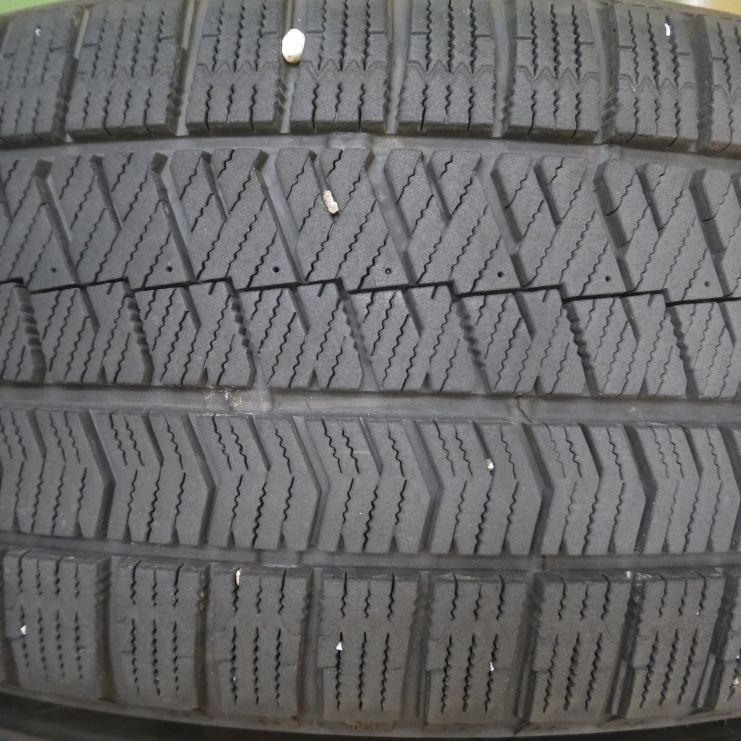 *送料無料* バリ溝！22年！キレイ！9.5分★スタッドレス 215/50R17 ブリヂストン ブリザック VRX2 MANARAY SPORT マナレイ PCD114.3/5H★4070106Hス