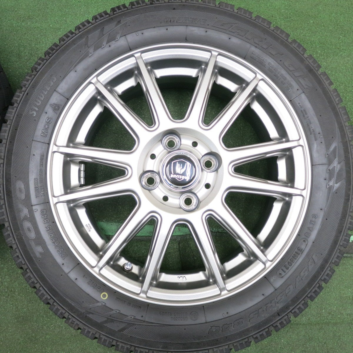 *送料無料* 超バリ溝！21年！綺麗！ほぼ10分★スタッドレス 175/65R15 トーヨー オブザーブ ガリット GIZ INVERNO インヴェルノ 15インチ PCD100/4H★4050101HAス