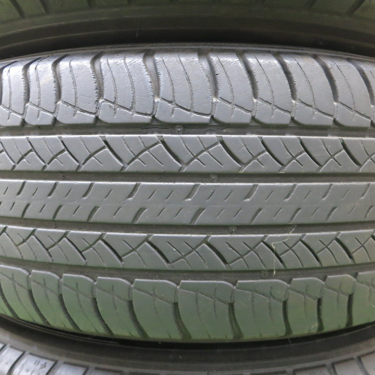 *送料無料* キレイ★トヨタ 60系 ハリアー 純正 225/65R17 ミシュラン LATITUDE TOUR HP 17インチ PCD114.3/5H★4062805ナノ