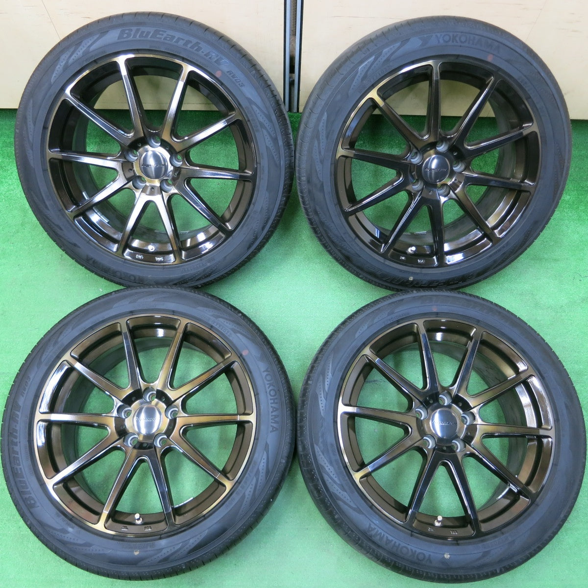 *送料無料* バリ溝！22年！キレイ！9.5分★ハイペリオン 225/50R18 ヨコハマ BluEarth-RV RV03 hyperion CVX 18インチ PCD114.3/5H★4041307イノ