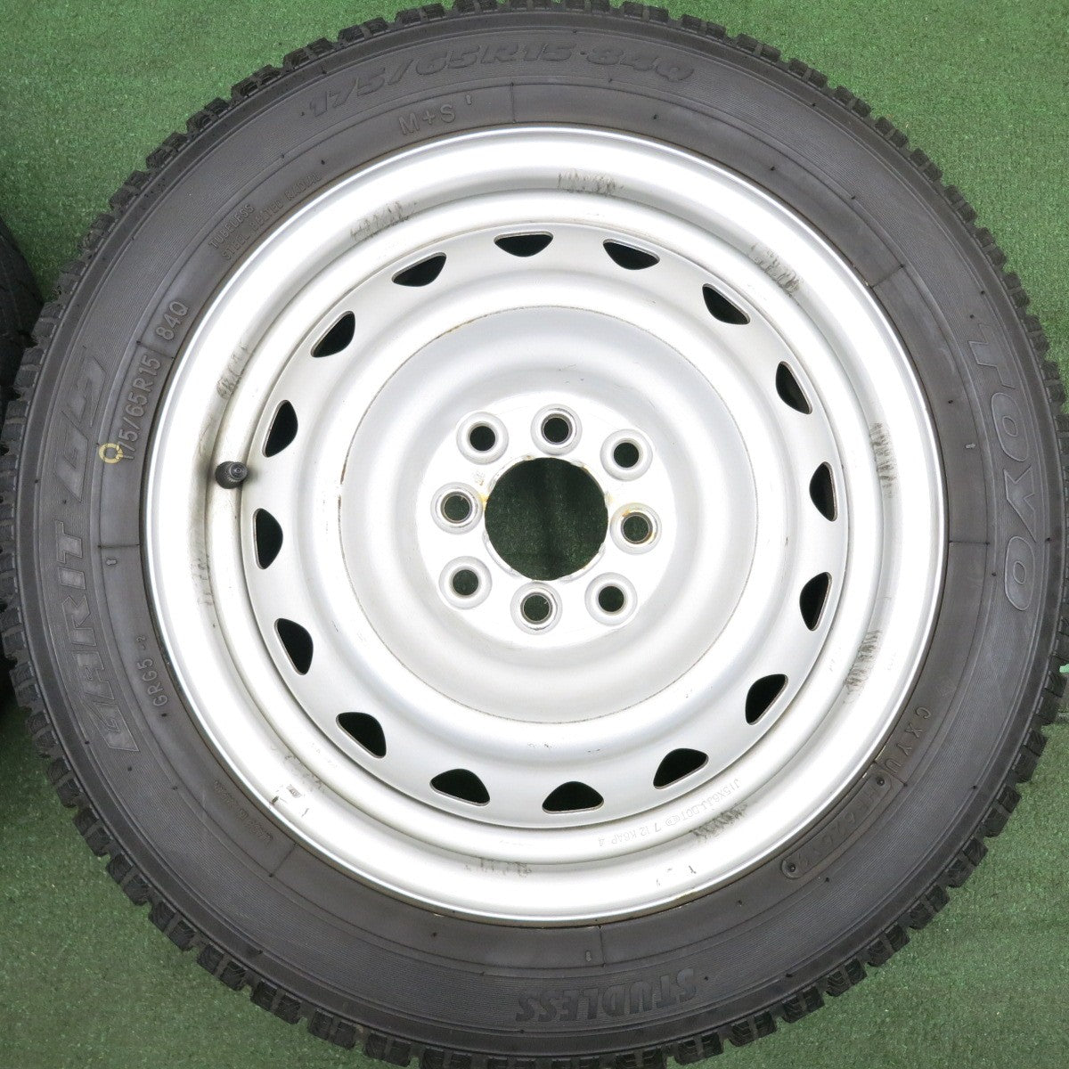 *送料無料* 超バリ溝！ほぼ10分★スタッドレス 175/65R15 トーヨー ガリット G5 スチール ホイール 15インチ PCD100 114.3/4H マルチ★4042902HAス