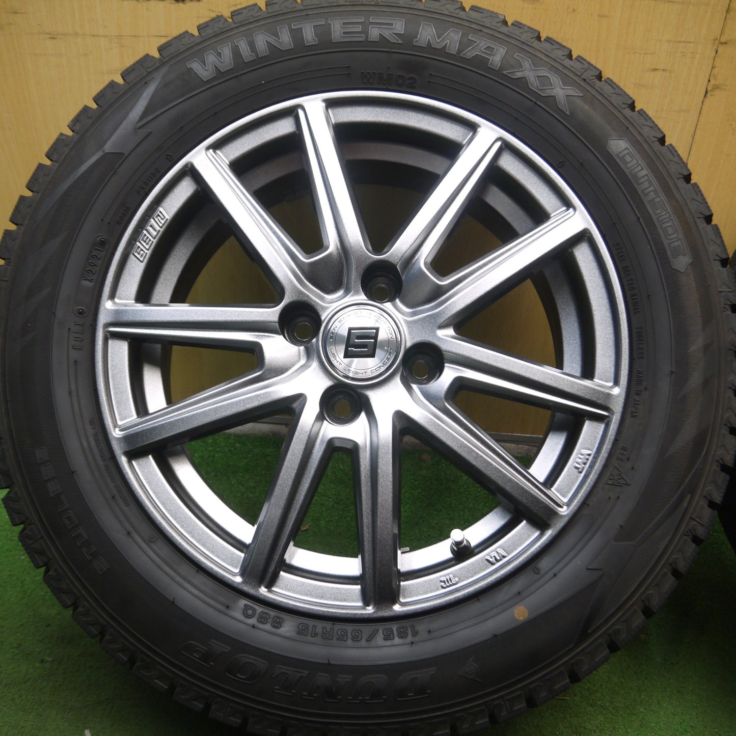 *送料無料* バリ溝！21年！キレイ！9.5分★スタッドレス 185/65R15 ダンロップ ウインターマックス WM02 SEIN ザイン 15インチ PCD100/4H★4070907Hス