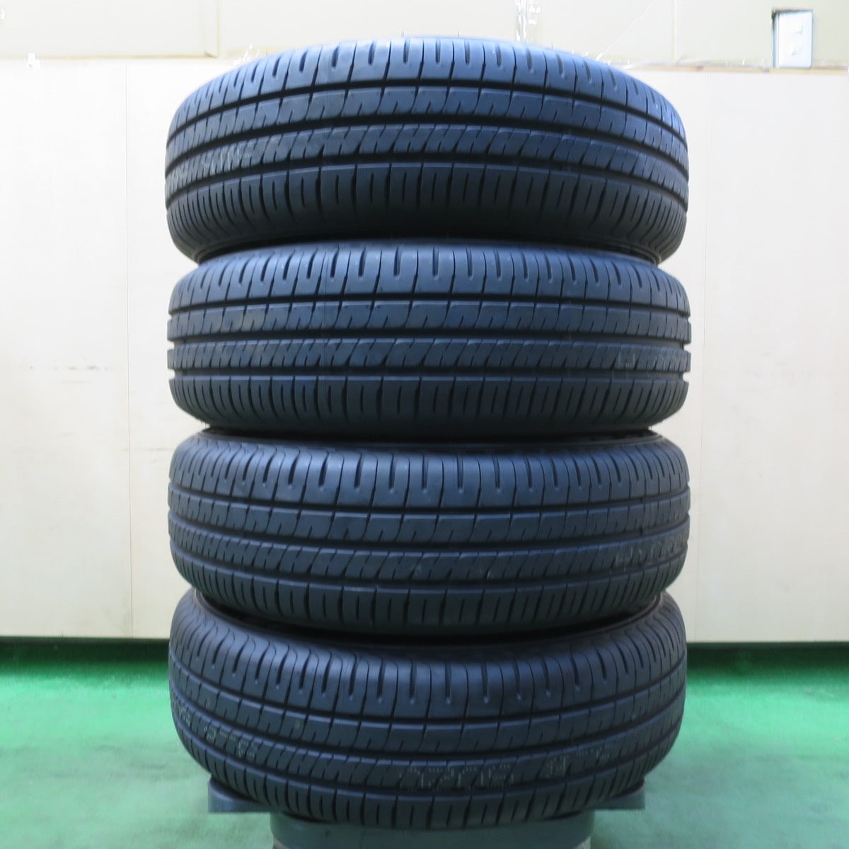 [送料無料] タイヤほぼ未使用！24年！キレイ★ホンダ GB5 GB6 GB7 フリード 純正 185/65R15 ダンロップ エナセーブ EC204 15インチ PCD114.3/5H★5040504イノ