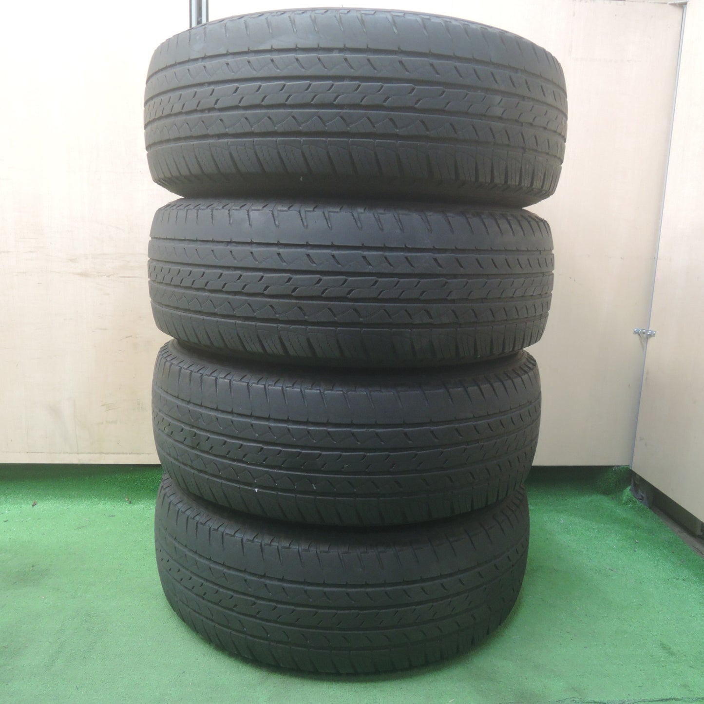 *送料無料* キレイ★トヨタ 150系 ランクル プラド 純正 265/65R17 ミシュラン LATITUDE TOUR 17インチ PCD139.7/6H★4071005SYノ