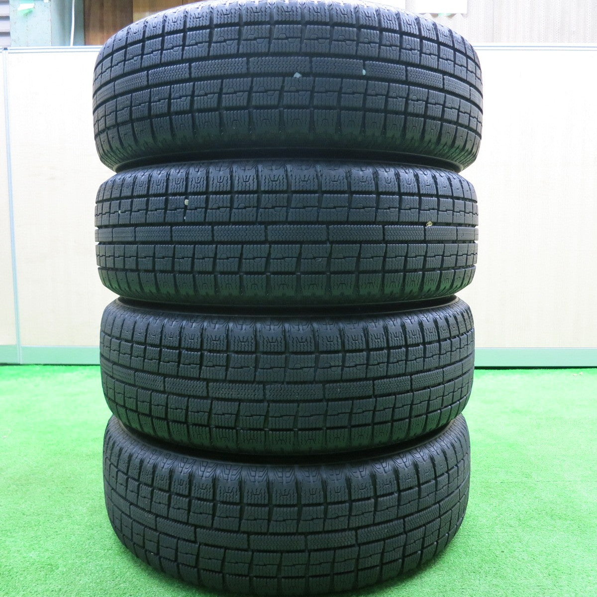 [送料無料] バリ溝！キレイ！8.5分★スタッドレス 175/65R15 トーヨー ガリット G5 GMach 15インチ PCD100/4H★4100505HAス