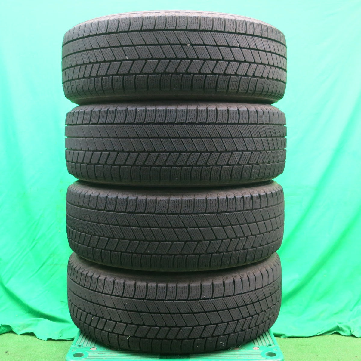 *送料無料* バリ溝！23年！キレイ！9.5分★スタッドレス 215/60R17 ブリヂストン ブリザック VRX3 EuroSpeed MANARAY SPORT PCD114.3/5H★4042907ナス