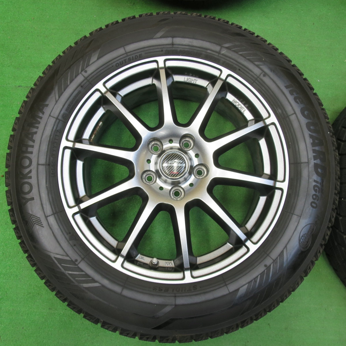 *送料無料* バリ溝！キレイ！8.5分★スタッドレス 225/65R17 ヨコハマ アイスガード iG60 SCHNEIDER シュナイダー 17インチ PCD114.3/5H★4070501イス