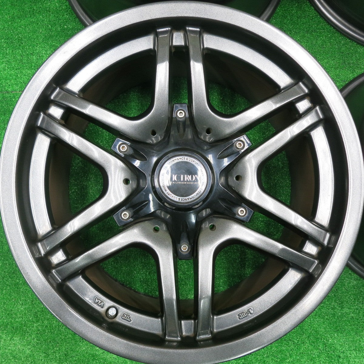 *送料無料* キレイ★ランクル 等 JAOS VICTRON ホイール 17インチ ジャオス ヴィクトロン 17×8J PCD139.7/6H★4072003HAホ