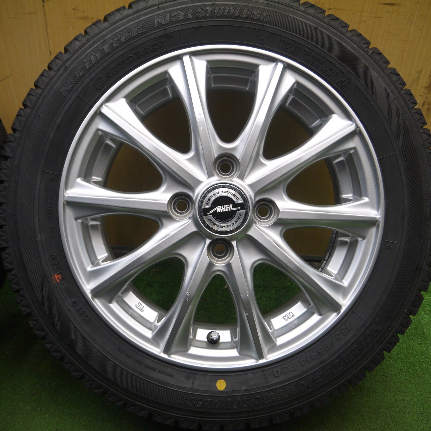 *送料無料* 超バリ溝！20年！9.5分以上★スタッドレス 155/65R14 オートバックス ノーストレック N3i AXEL アクセル 14インチ PCD100/4H★4032611Hス