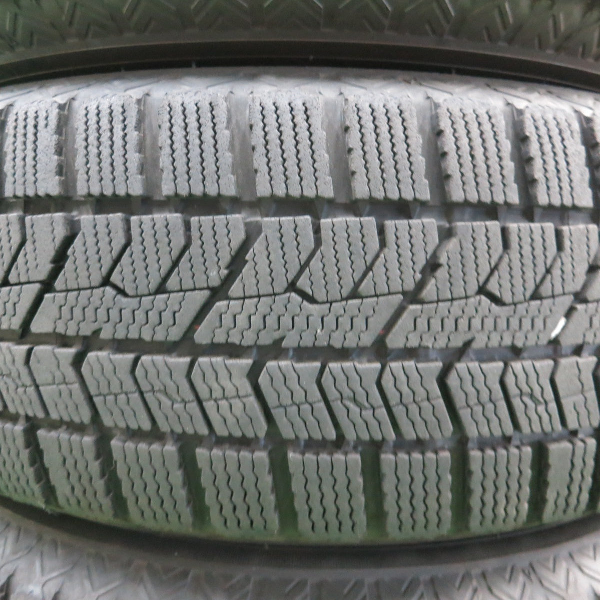 *送料無料* バリ溝！21年！綺麗！9分★スタッドレス 195/65R15 トーヨー オブザーブ GIZ2 VELVA SPORTZ ヴェルヴァ 15インチ PCD114.3/5H★4042906ナス