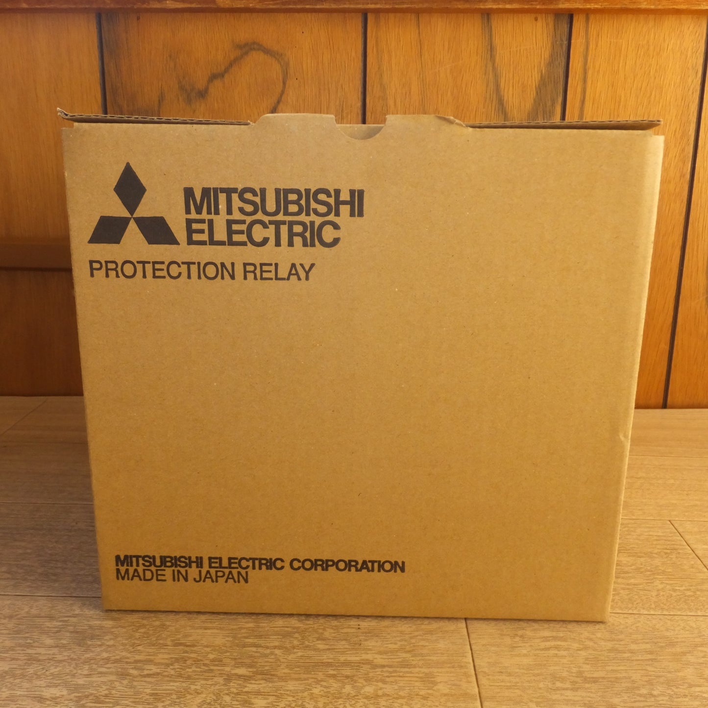 ●複数在庫有●[送料無料] 未使用★三菱 MITSUBISHI 過電流継電器 MOC-A3V-R 保護継電器　l=5A f=50/60Hz★