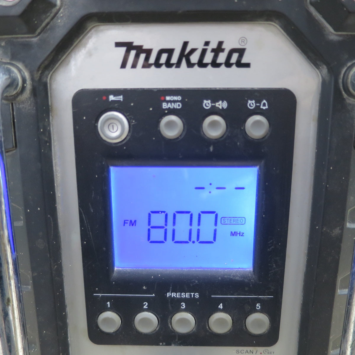 [送料無料] 2点セット☆マキタ 充電式 ラジオ MR100 現場 ラジオ 電動 工具☆
