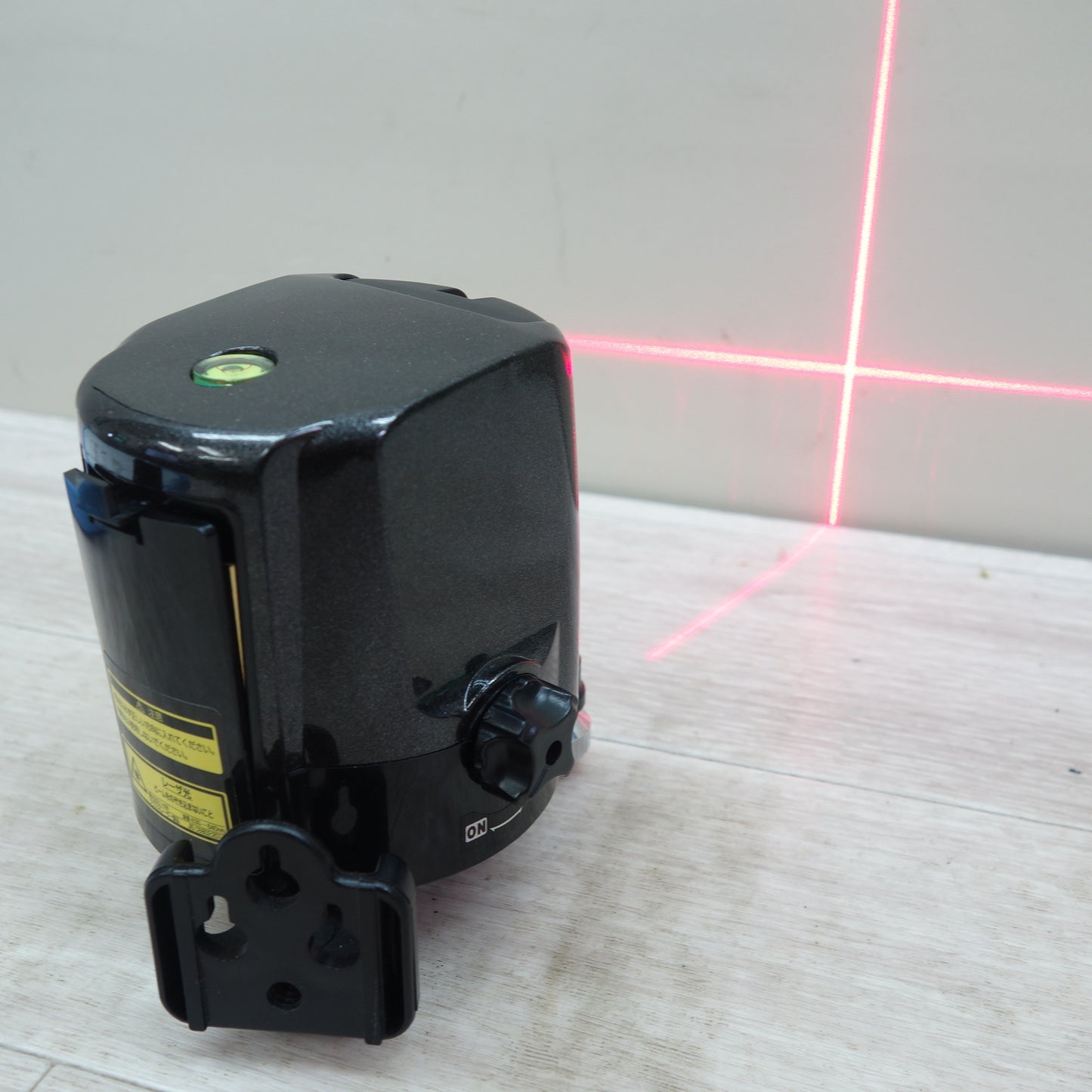 [送料無料] ☆リョービ レーザー 墨出器 LINE LASER LL-50 墨出し器 ケース付き RYOBI 電動 工具☆