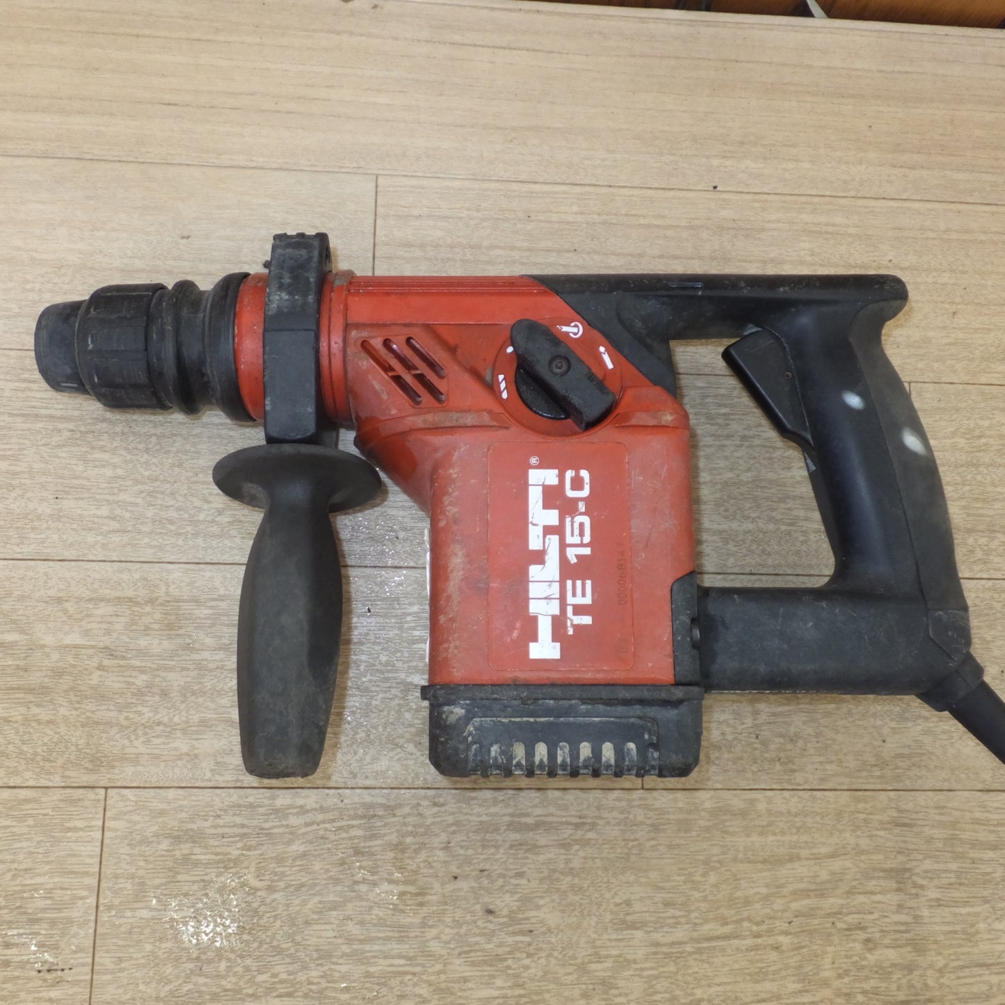 [送料無料] ★ヒルティ HILTI ロータリーハンマードリル TE15-C　100V 710W 50-60Hz★