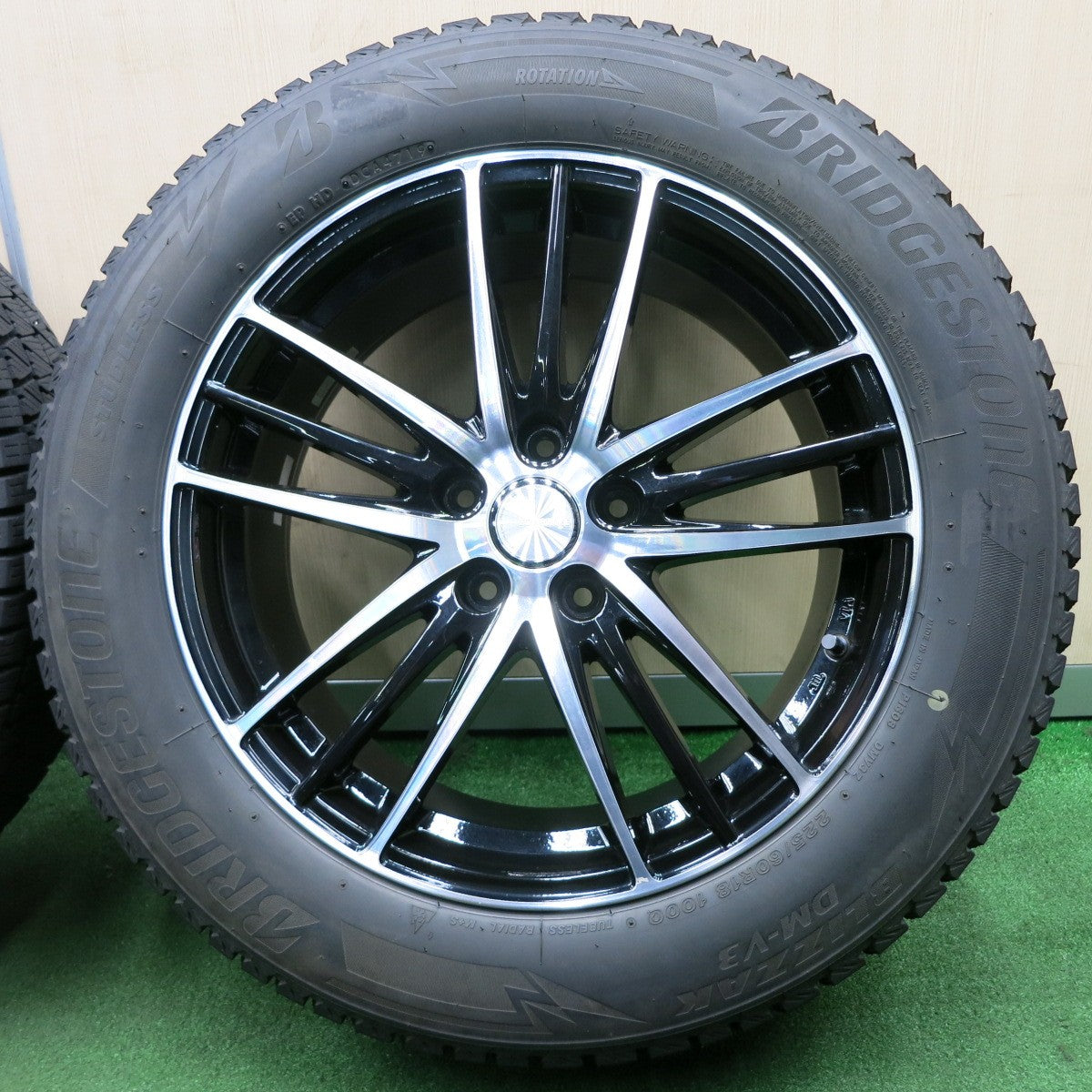 *送料無料* 4本価格★スタッドレス 225/60R18 ブリヂストン ブリザック DM-V3 ECO FORME エコフォルム 18インチ PCD114.3/5H★4041503NJス