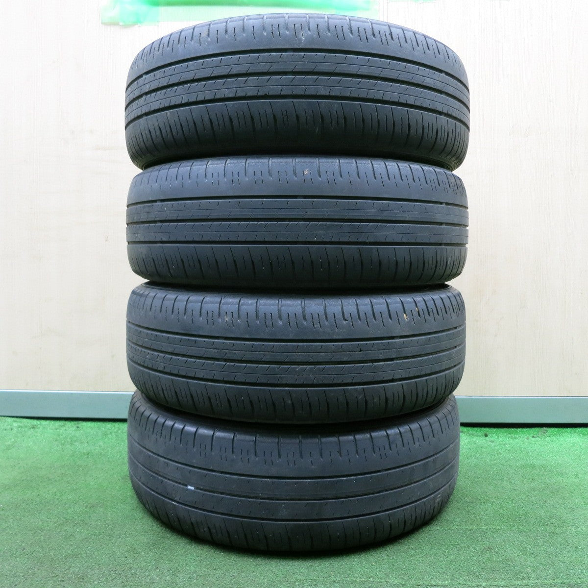 *送料無料* キレイ★トヨタ NHP10 アクア 純正 185/60R15 ダンロップ エナセーブ EC300+ 15インチ PCD100/4H★4050306NJノ