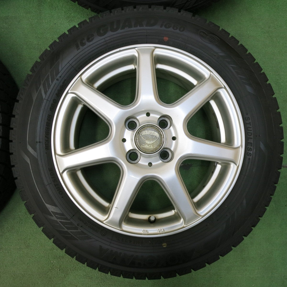 バリ溝 美品【19年製ヨコハマ アイスガード5+ 185/65R15】15