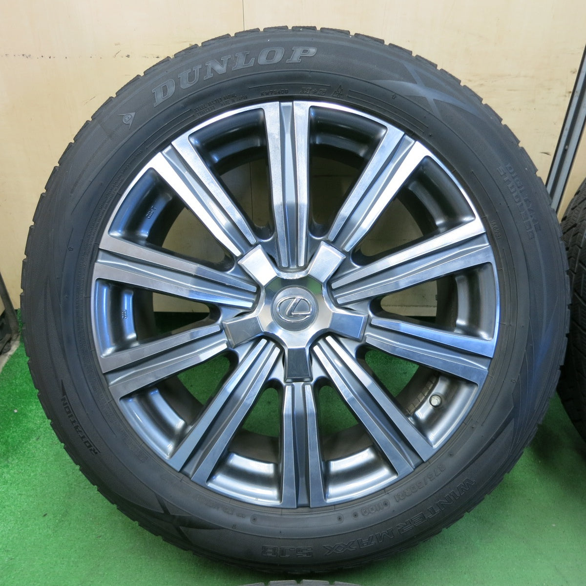 [送料無料] バリ溝！キレイ！9.5分★レクサス LX 純正 275/50R21 スタッドレス ダンロップ ウインターマックス SJ8 21インチ PCD150/5H★4092301ナス