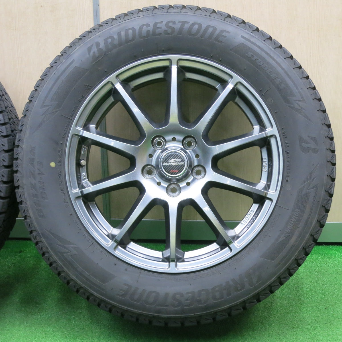 [送料無料] バリ溝！20年！キレイ！9分★スタッドレス 225/65R17 ブリヂストン ブリザック DM-V3 SCHNEIDER シュナイダー 17インチ PCD114.3/5H★4102903NJス