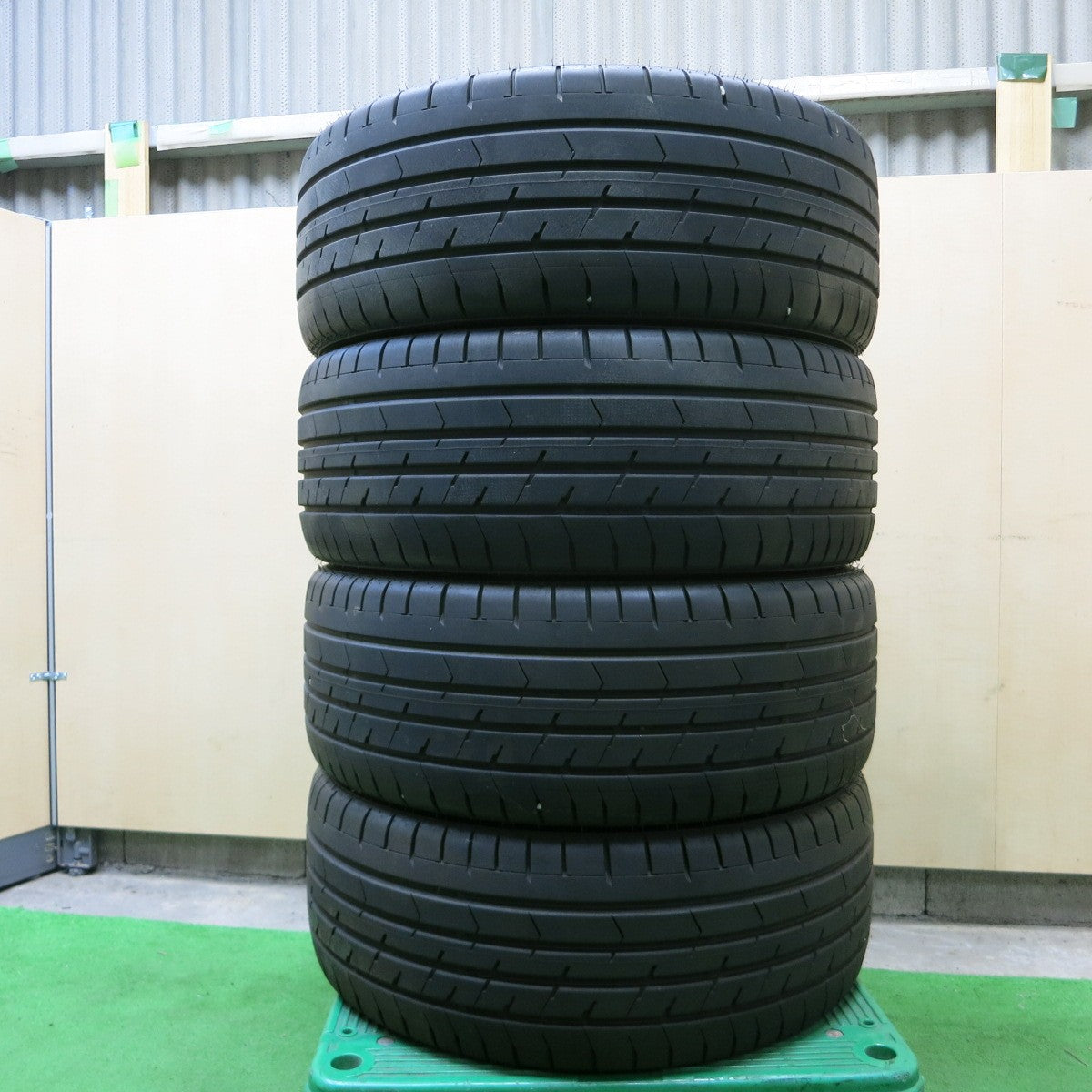 *送料無料* バリ溝！21年！キレイ！9.5分★LOXARNY SCHNABEL 245/40R19 グッドイヤー イーグル RVF ECO  ロクサーニ シュナーベル PCD114.3/5H★4062402ナノ